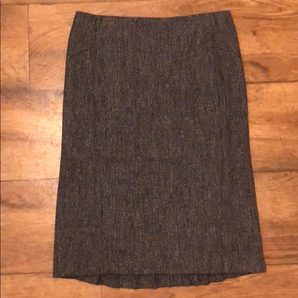 Tweed pencil skirt. Express. Size 2.